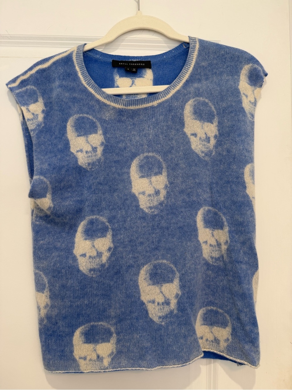Skull Cashmere Blue & Cream Crewneck Skull Knit Vest